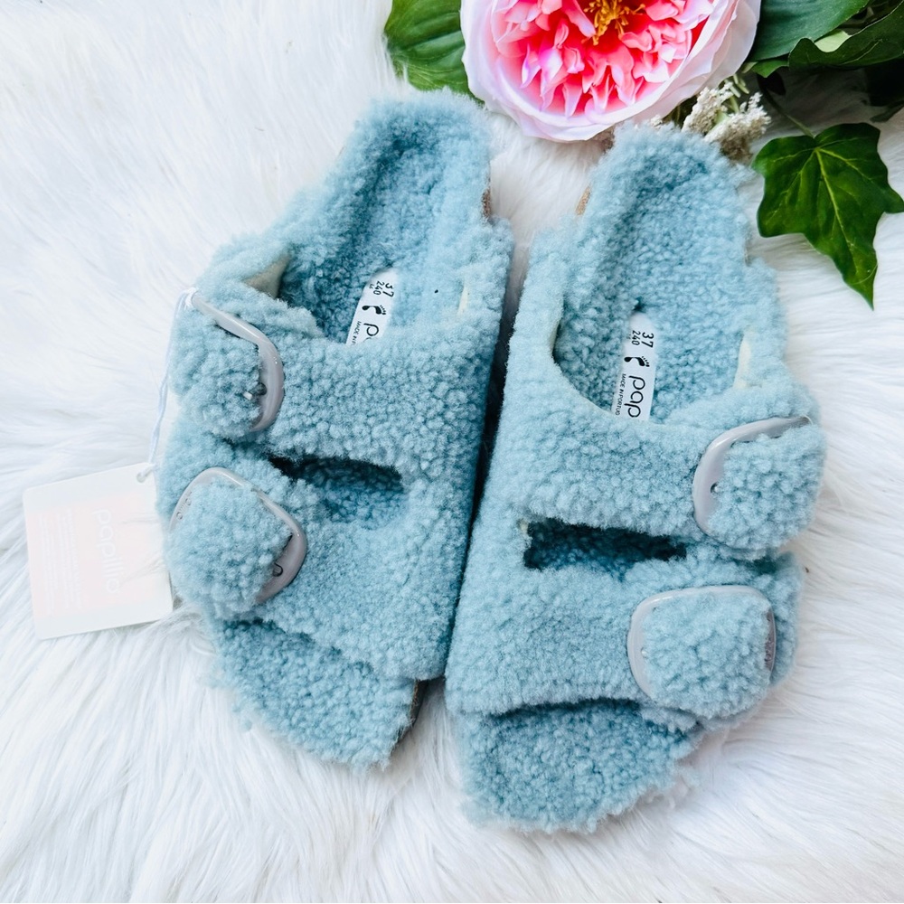 Birkenstock Teddy Shearling Sandals - Picture 2 of 6